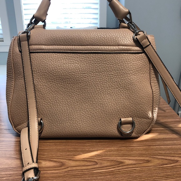 Pink Colab bag. Style and shape similar to Givenchy Antigona bag. - Picture 2 of 9
